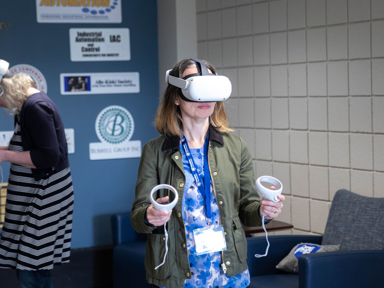 Faculty using Virtual Reality