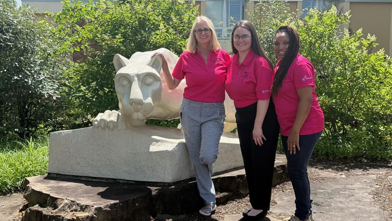 New Student Orientation advisers