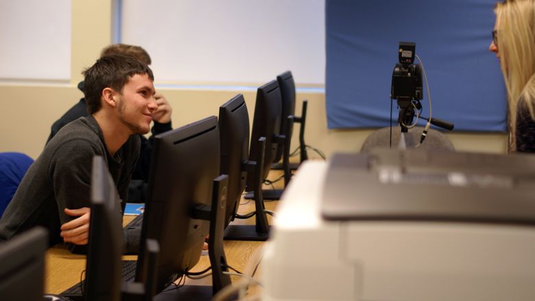 Student at computer for New Kensington's spring 2018 orientation
