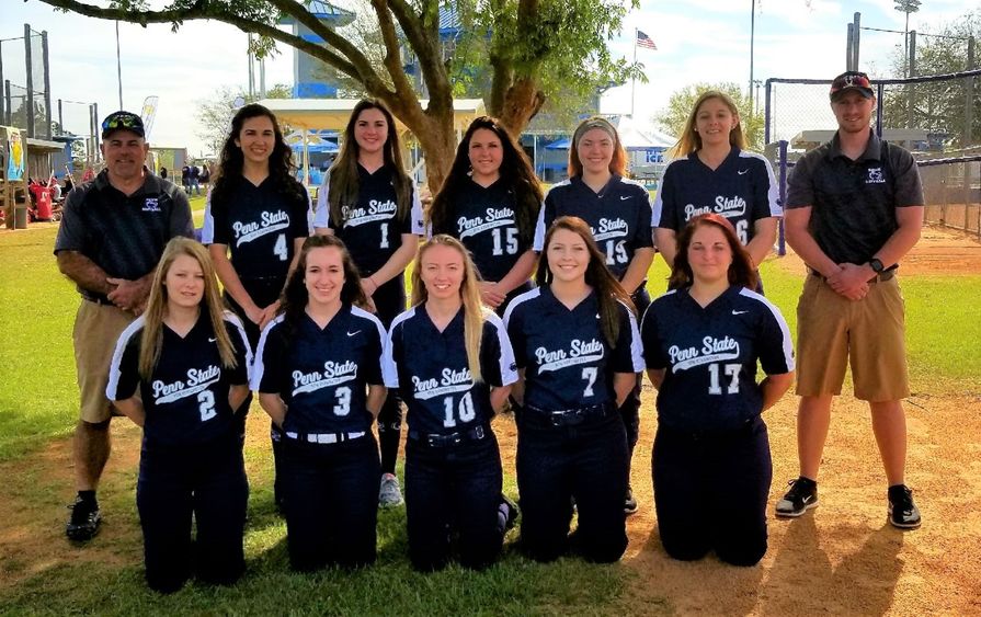 2018 Penn State New Kensington softball team photo